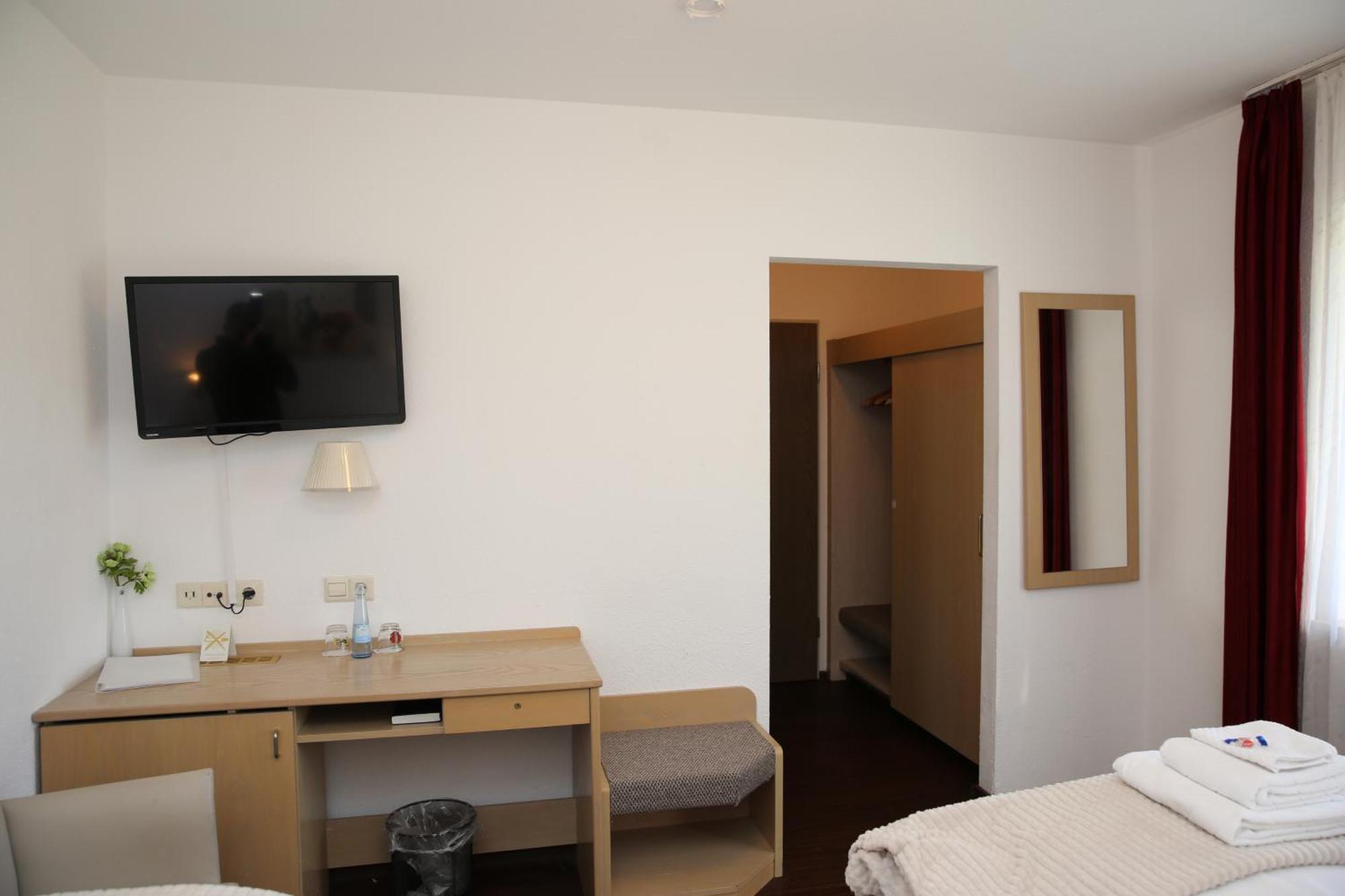 Hotel Garni Alte Post Schallbach Exterior photo